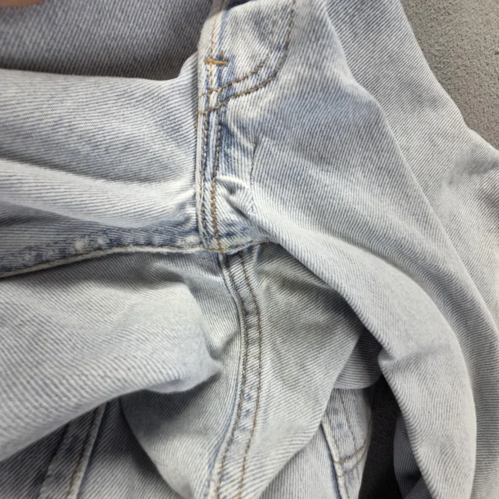 Vintage Levis 501 Jeans Mens 30x30 Light Wash Student Made USA Button Fly